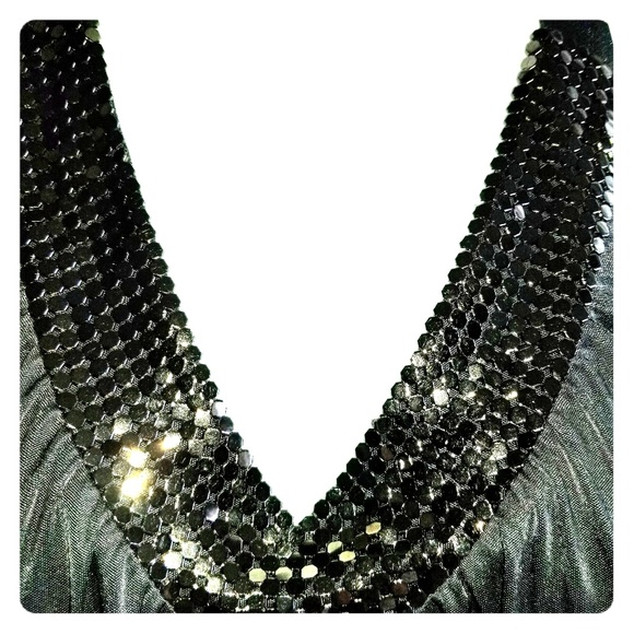 Express Sequenced Top - Picture 2 of 5